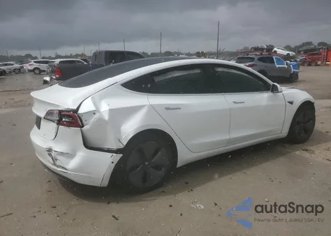 2019 Tesla Model 3 z USA, uszkodzony, nr VIN 5YJ3E1EA6KF299956